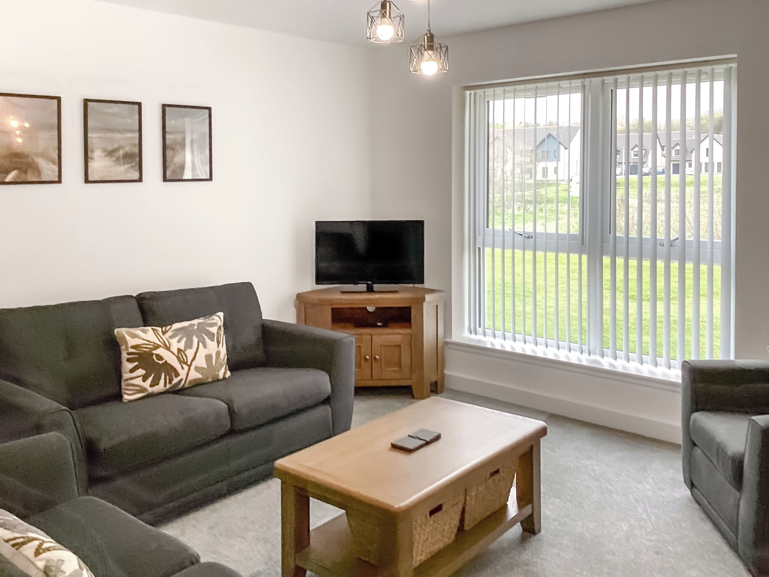 Welcome To Achadh An Elegant Two-bedroom Retreat. - Tain