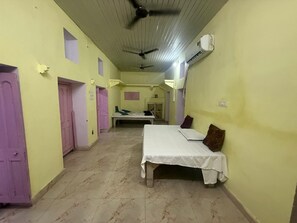 Free WiFi - Shri old kashi heritage inn (Varanasi)
