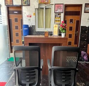 Lobby - Mahilagam (Chennai)