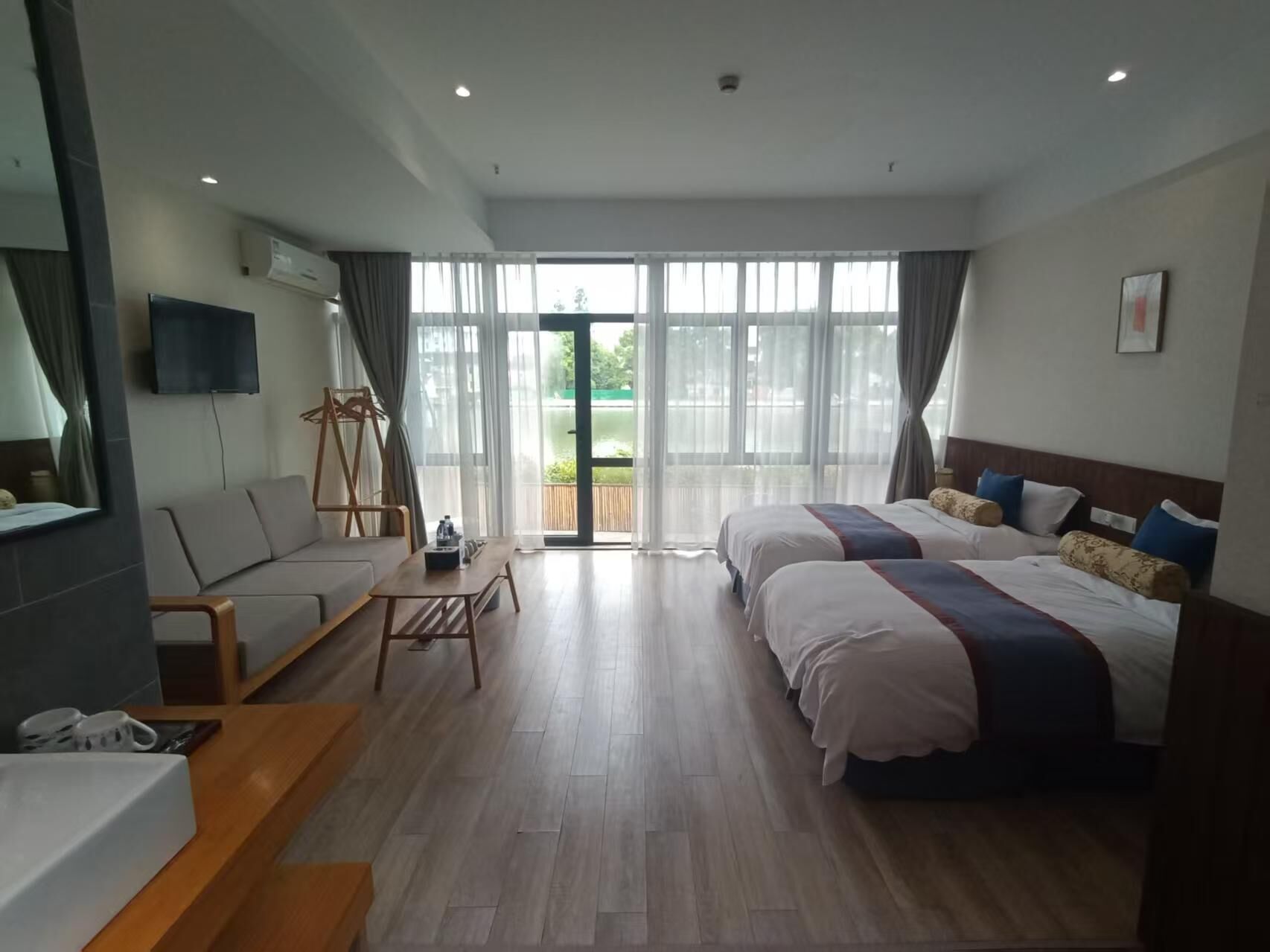 Comfort Double Room, Lake View