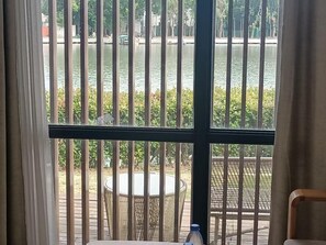 Comfort Double Room, Lake View | Interior