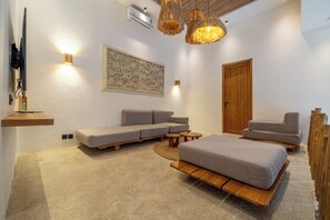Luxury Villa, Pool View | Living area - Semiramida - Tropical Pool Villa Ubud (Ubud)