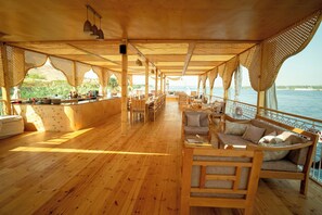 Bar (on property) - Dahabeya Magdalena Nile Cruise (Luxor)