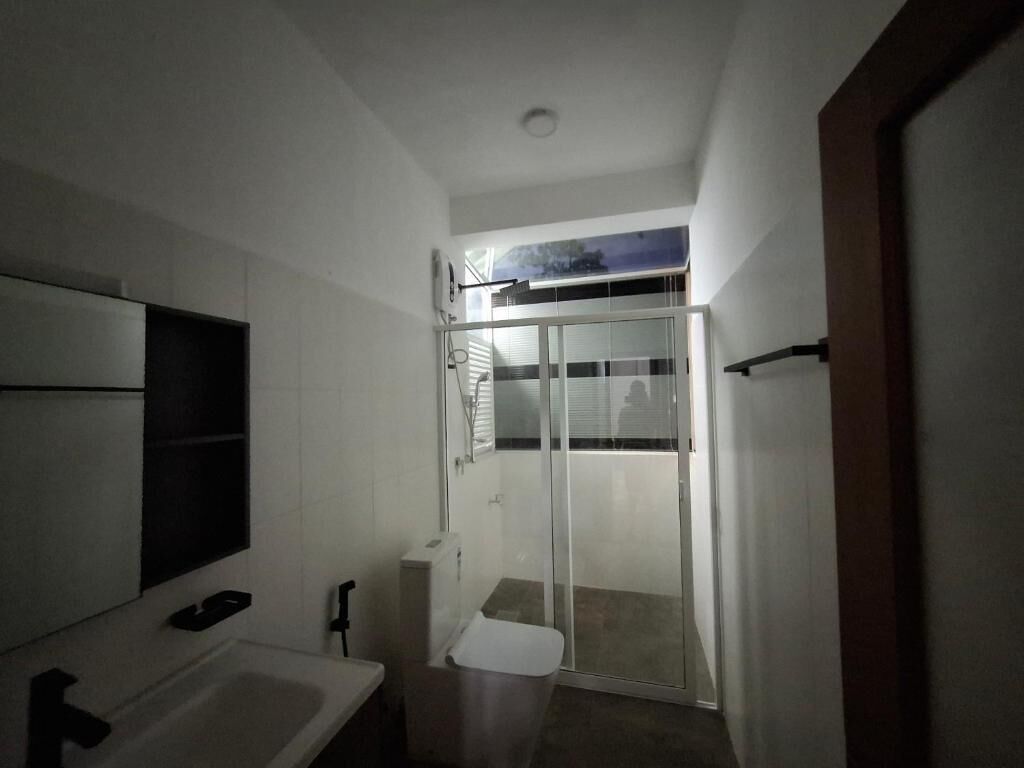 Slippers, bidet, towels, soap