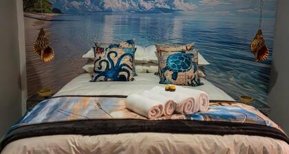 Exclusive Lodge Retreat in Hartbeespoort, Elegant and Comfortable Stay