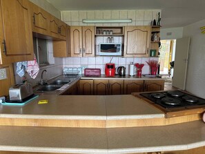 Private kitchen - Retro at The Vaal - entire Flat (Deneysville)