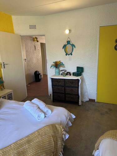 Retro at The Vaal - entire Flat