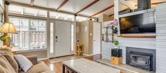 WFH-Friendly Retreat w/ Office Near Silicon Valley
