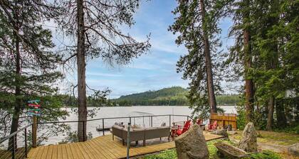 Dock, Decks & Epic View! Sacheen Lake Family Cabin