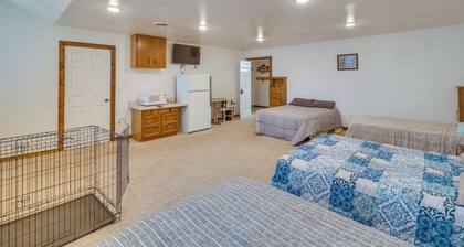 7 Mi to Lake Cochrane: Quaint Gary Getaway!
