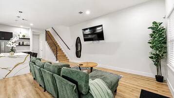 Luxury Townhome | Living area