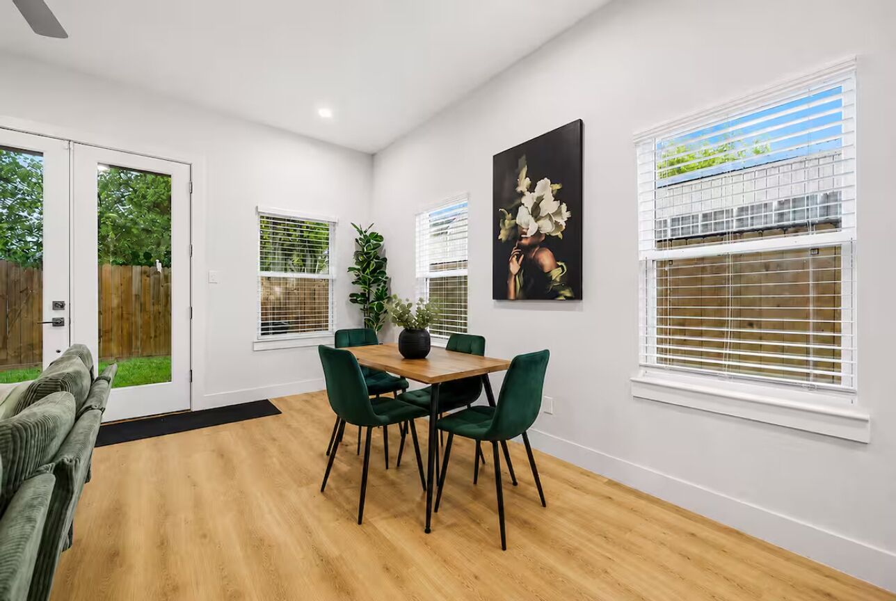 Luxury Townhome | Dining
