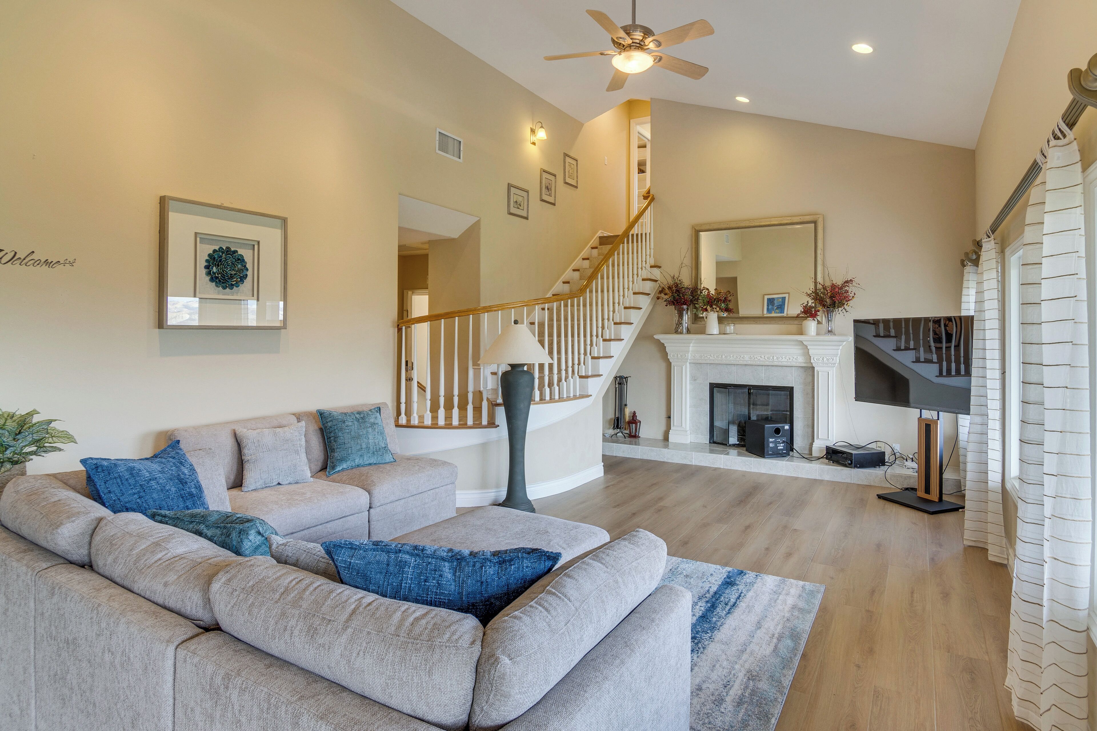 Combined Retreat W/ Epic Views In Simi Valley! - Simi Valley, CA