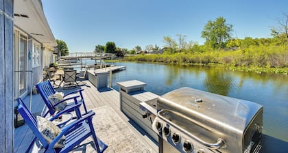 Angler's Paradise: Lake Wawasee Waterfront Home
