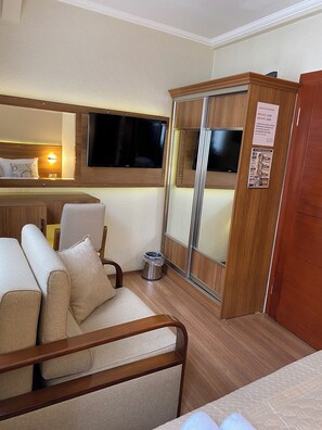 Standard Room, City View | Desk, laptop workspace, free WiFi - KAAN PANSİYON (Amasra)