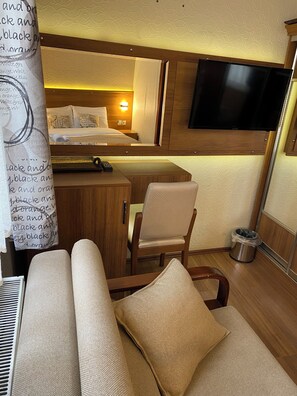 Standard Room, City View | Desk, laptop workspace, free WiFi - KAAN PANSİYON (Amasra)