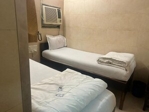 Standaard kamer, 1 twee- of 2 eenpersoonsbedden | Gratis wifi