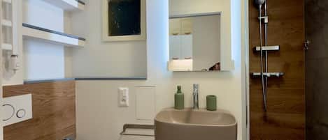 Hair dryer, towels