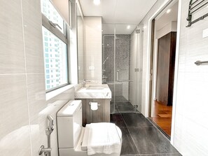Apartamento, 3 quartos | Banheiro