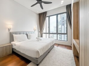 Iron/ironing board, free WiFi - D'Rapport Residences By Manhattan Plus (Kuala Lumpur)