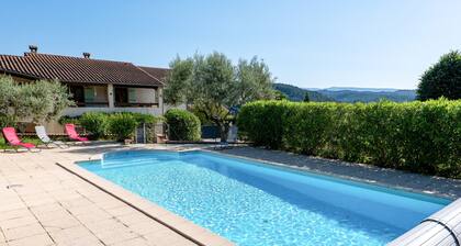 Villa « De L’Olivier » avec piscine privée, Wi-Fi et climatisation