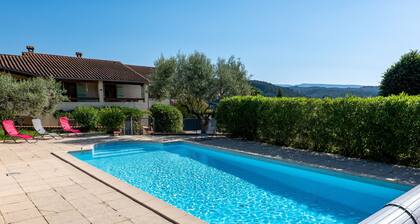 Villa « De L’Olivier » avec piscine privée, Wi-Fi et climatisation