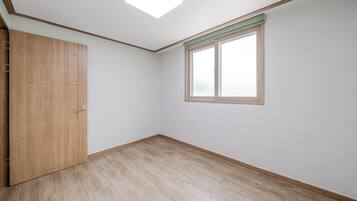 Basic Room, 2 Bedrooms (Family Group Room) | 1 bedroom, free WiFi