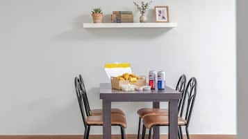 Basic Room, 2 Bedrooms (Family Group Room) | 1 bedroom, free WiFi