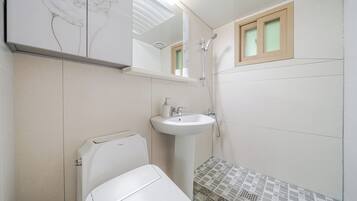 Basic-Zimmer, 2 Schlafzimmer (Family Group Room)