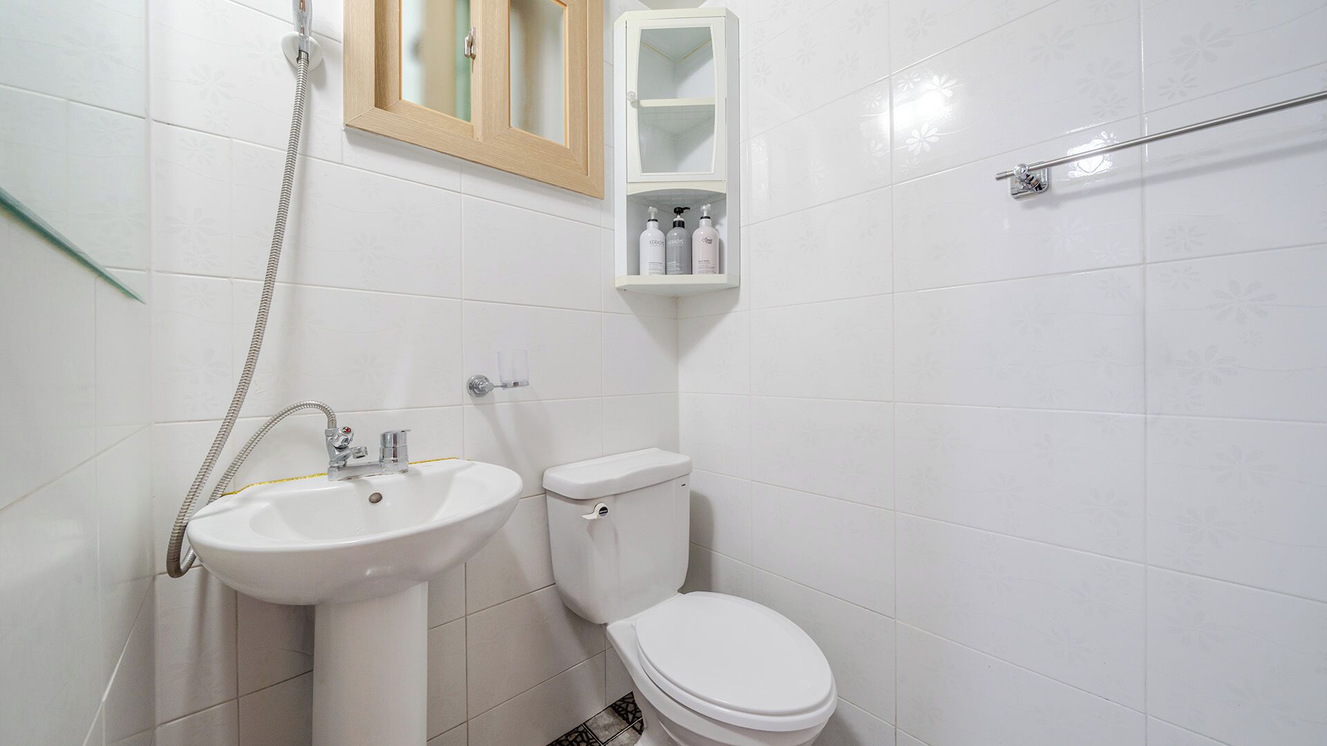 Basic Room, 1 Bedroom (Friends Room 2) | 1 bedroom, free WiFi
