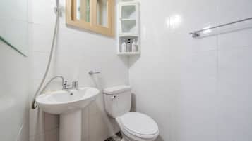 Basic Room, 1 Bedroom (Friends Room 2) | 1 bedroom, free WiFi