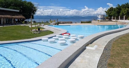 Banana Beach Club