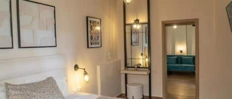 Blackout curtains, iron/ironing board, free WiFi