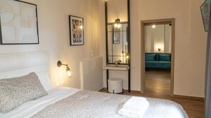 Blackout curtains, iron/ironing board, free WiFi - ISIDORA home (Rethimno)