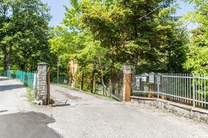 Property grounds - The House of Memories - Monghidoro (La Lastra)