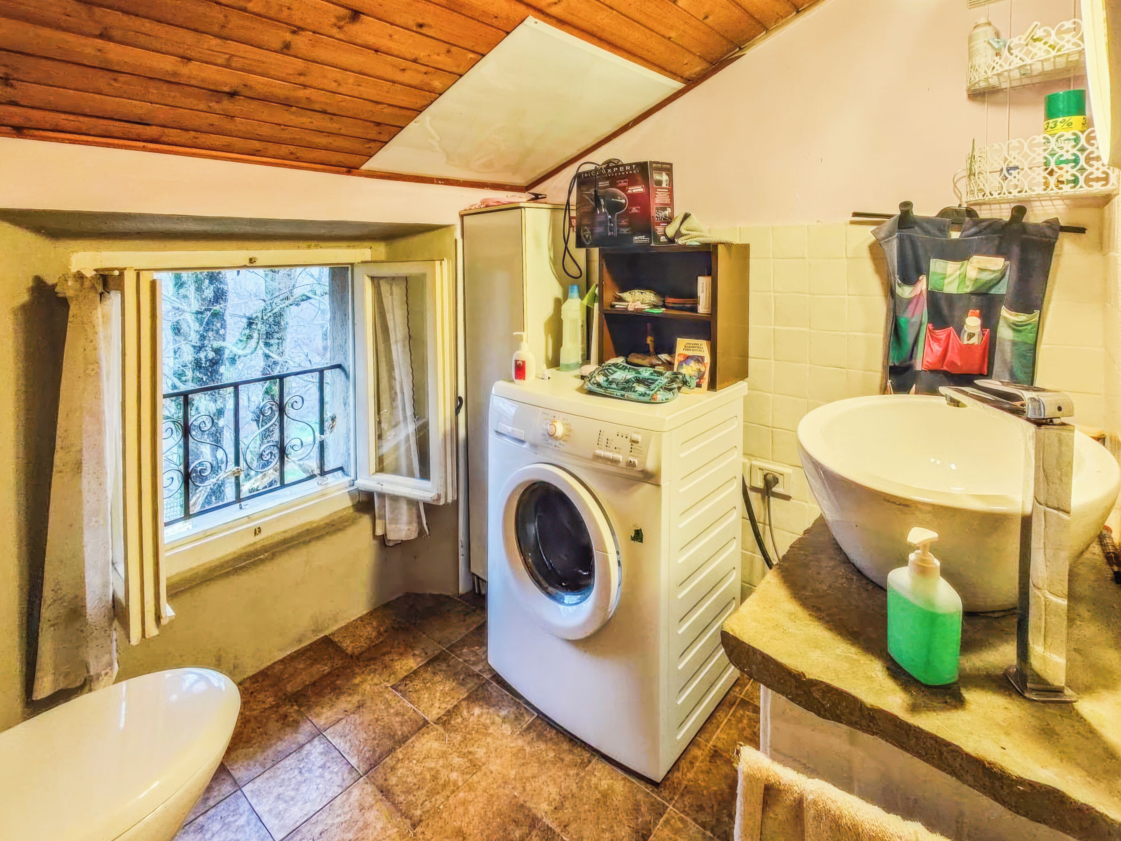 Appartement, patio, uitzicht op tuin | Badkamer