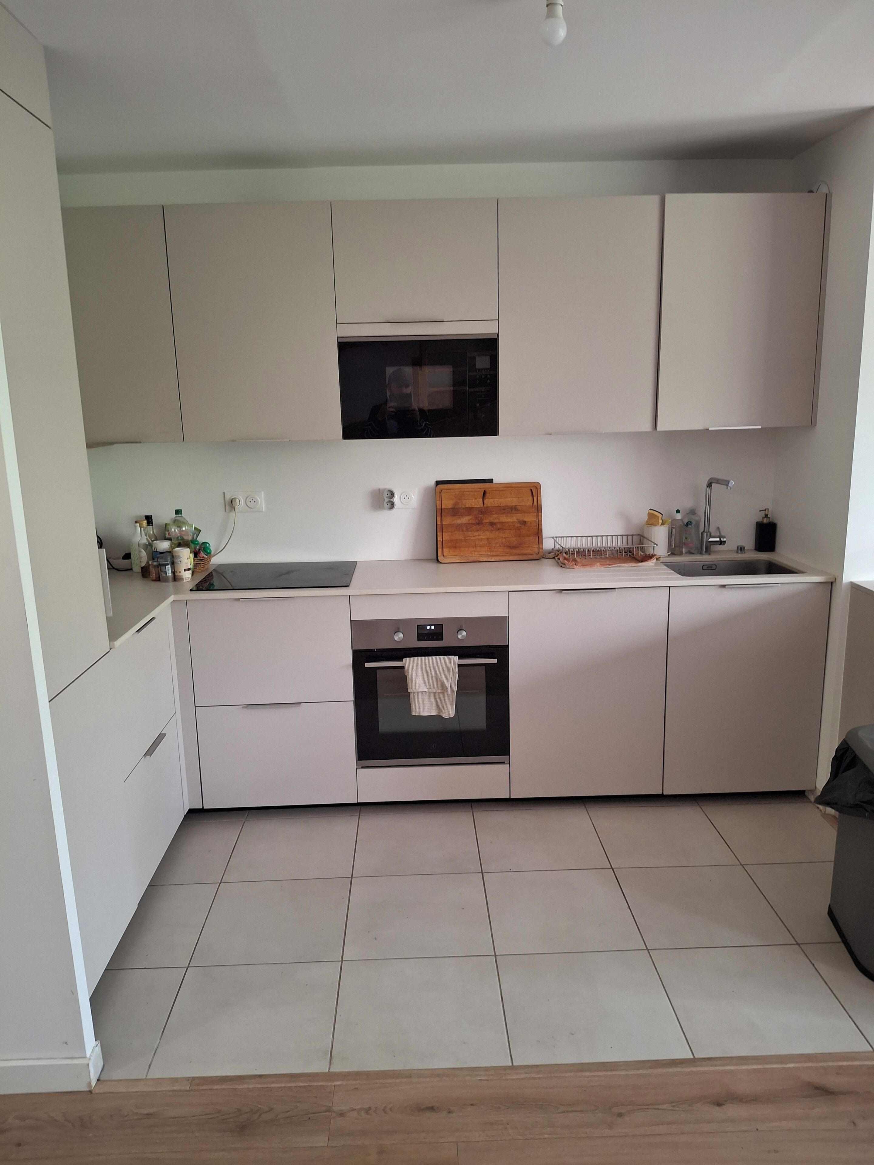 Refrigerador, microondas, horno, placa de cocina