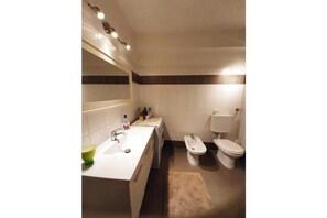 Bathroom - Vrbo Property (Trento)