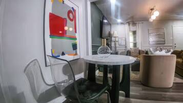 House, Patio, Courtyard View | Dining