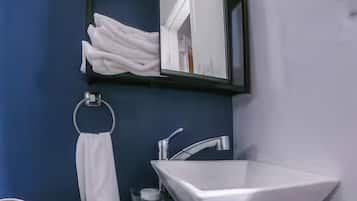 House, Patio, Courtyard View | Bathroom | Hair dryer, towels, soap, shampoo