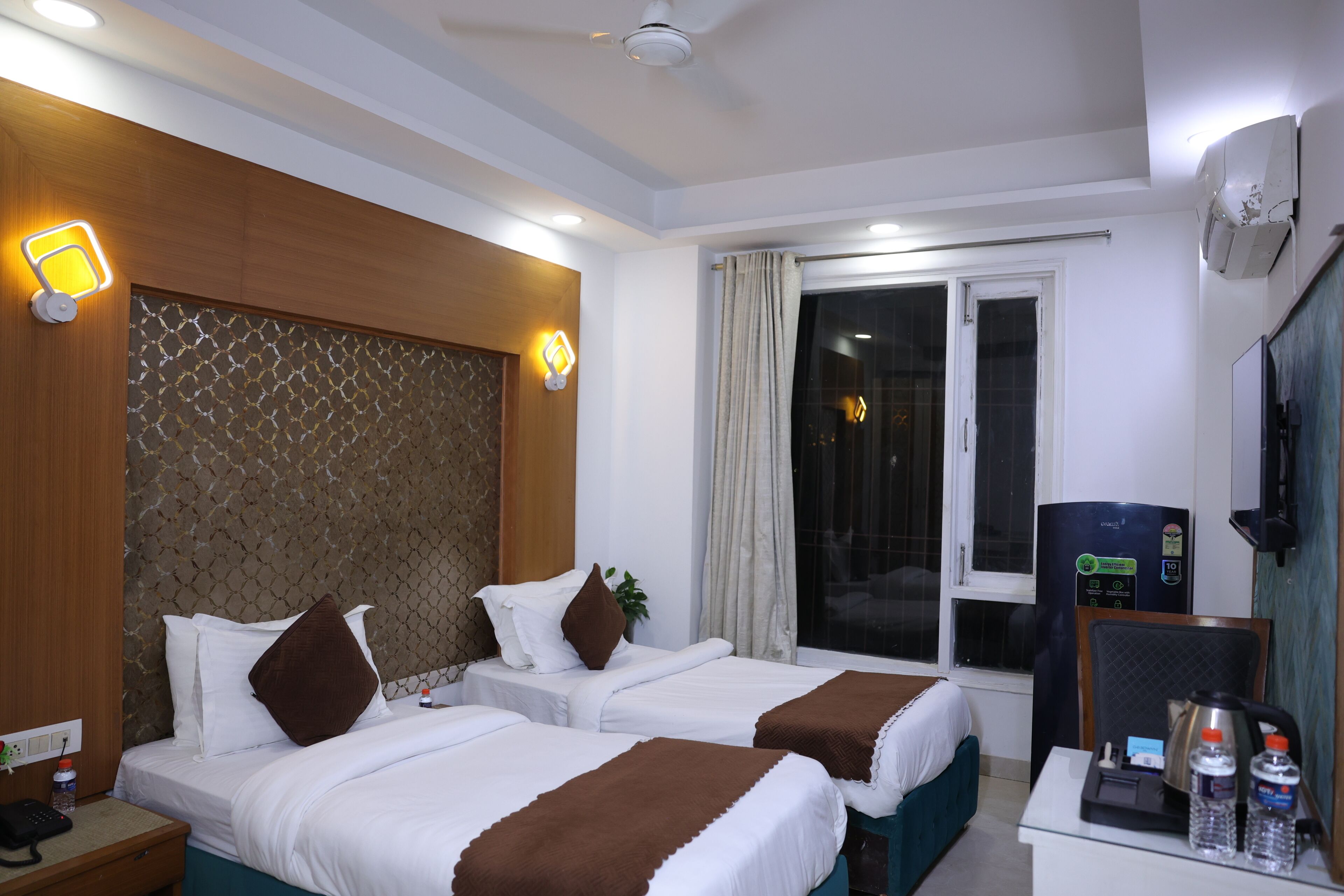 Deluxe Room | Egyptian cotton sheets, premium bedding, down comforters