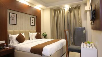 Deluxe Room | Egyptian cotton sheets, premium bedding, down comforters