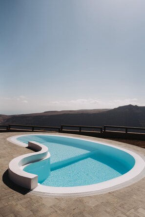Pool - Vrbo Property (San Bartolomé de Tirajana)