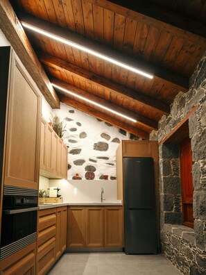 Private kitchen - Vrbo Property (San Bartolomé de Tirajana)