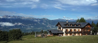 Rifugio Predaia Ai Todes'ci