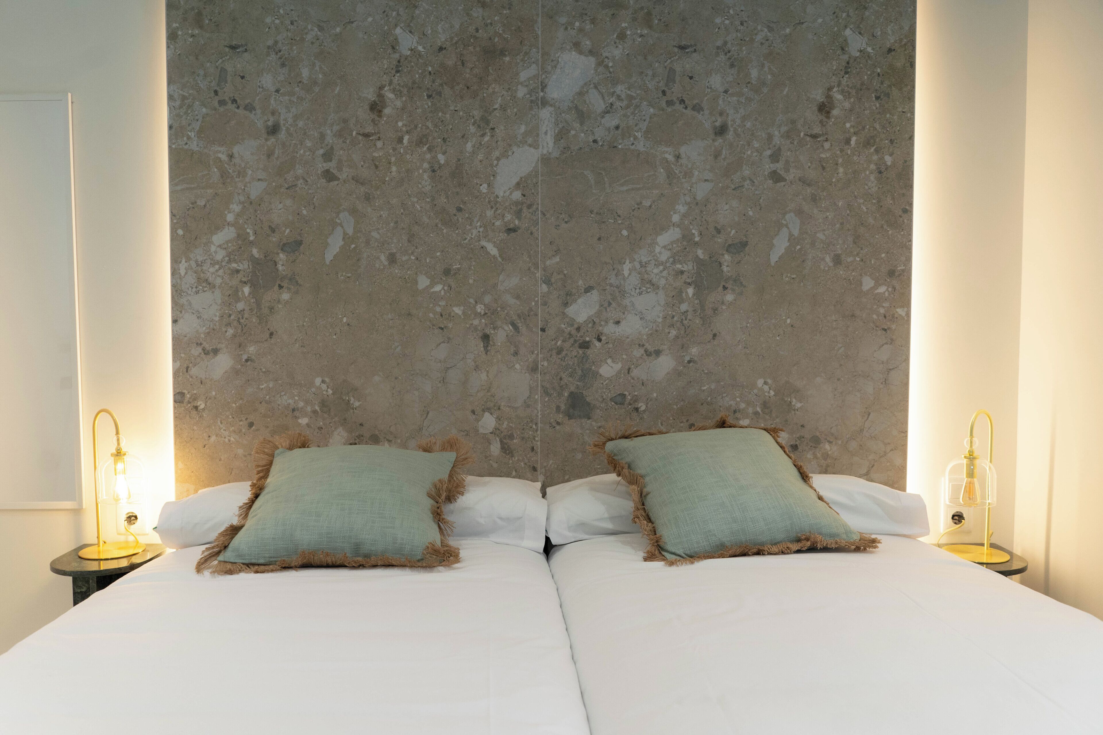 Comfort Twin Room, Balcony, City View | Desk, laptop workspace, free WiFi