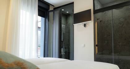 Ceramic Rooms Boutique Hostel
