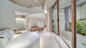 Ropa de cama de alta calidad, minibar y escritorio