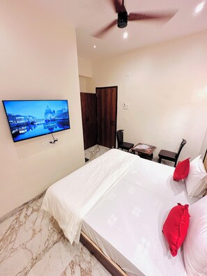 Free WiFi - Hotel Comfort Zone (Mumbai)