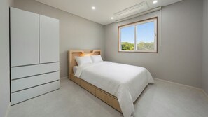 Basic Room, 3 Bedrooms (Gru Private House) | 3 bedrooms, free WiFi - Gangneung Gru Private Pension (Gangneung)
